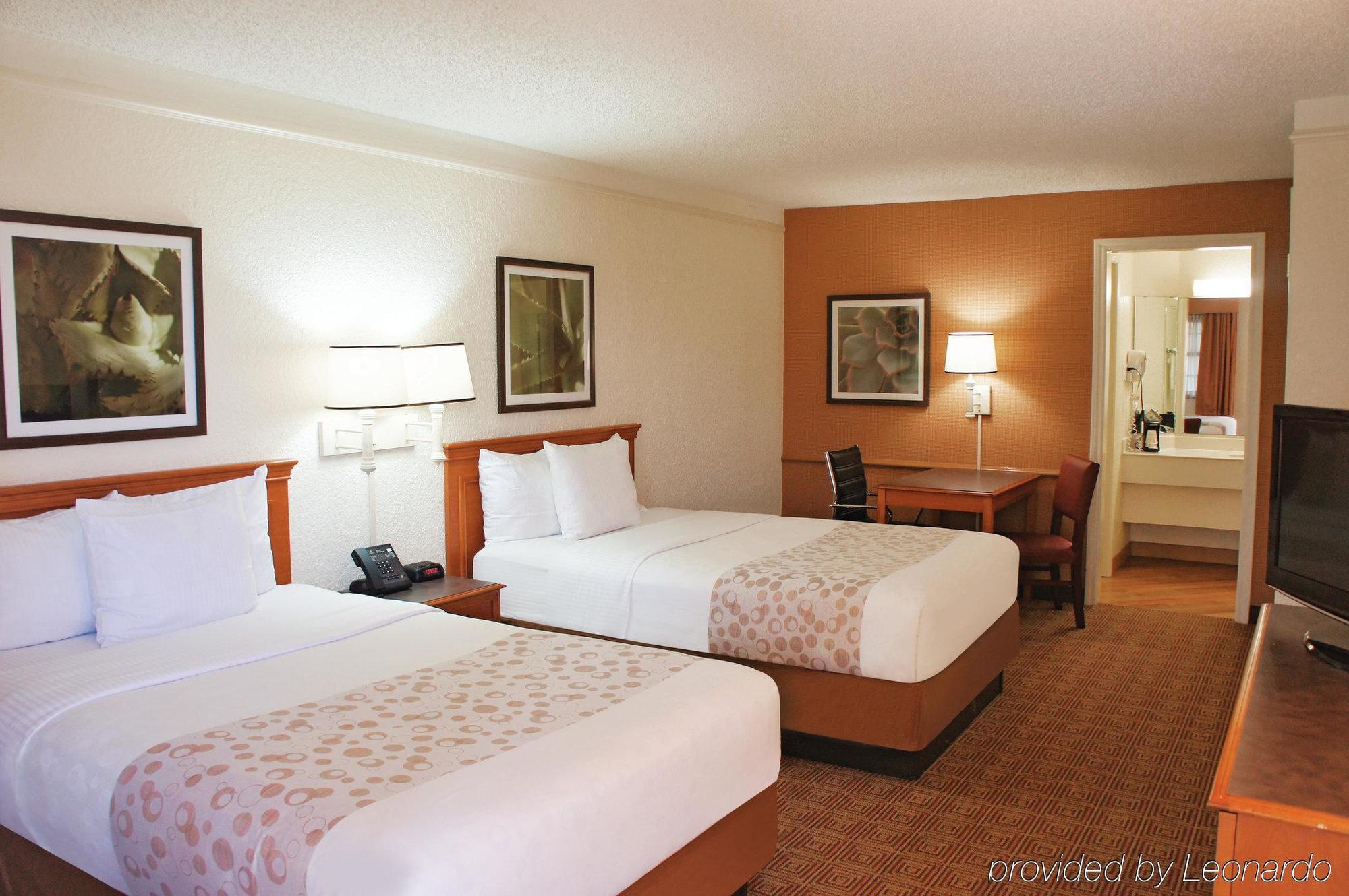 Travelodge By Wyndham Houston Cy-Fair Exterior foto