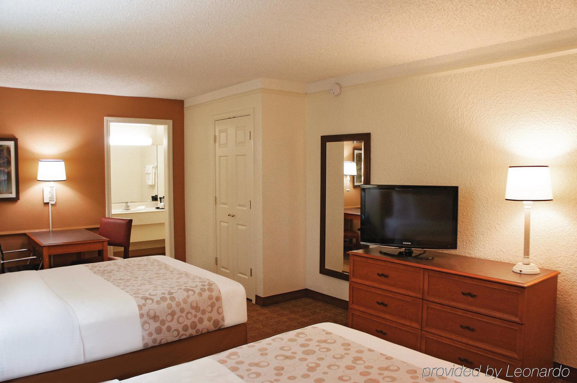 Travelodge By Wyndham Houston Cy-Fair Exterior foto
