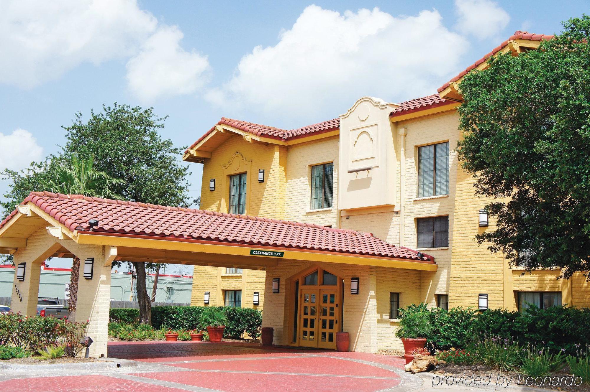 Travelodge By Wyndham Houston Cy-Fair Exterior foto