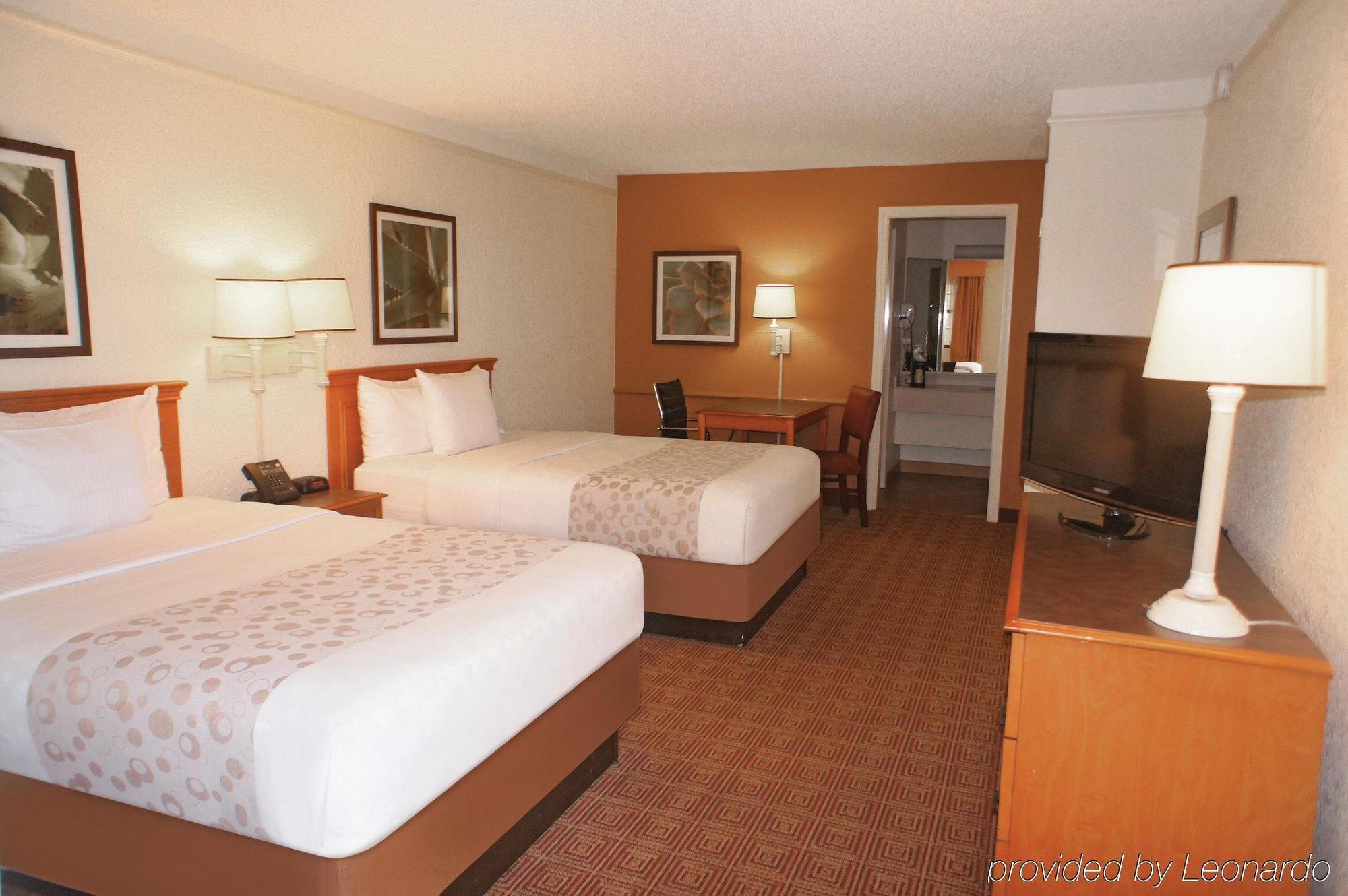 Travelodge By Wyndham Houston Cy-Fair Exterior foto